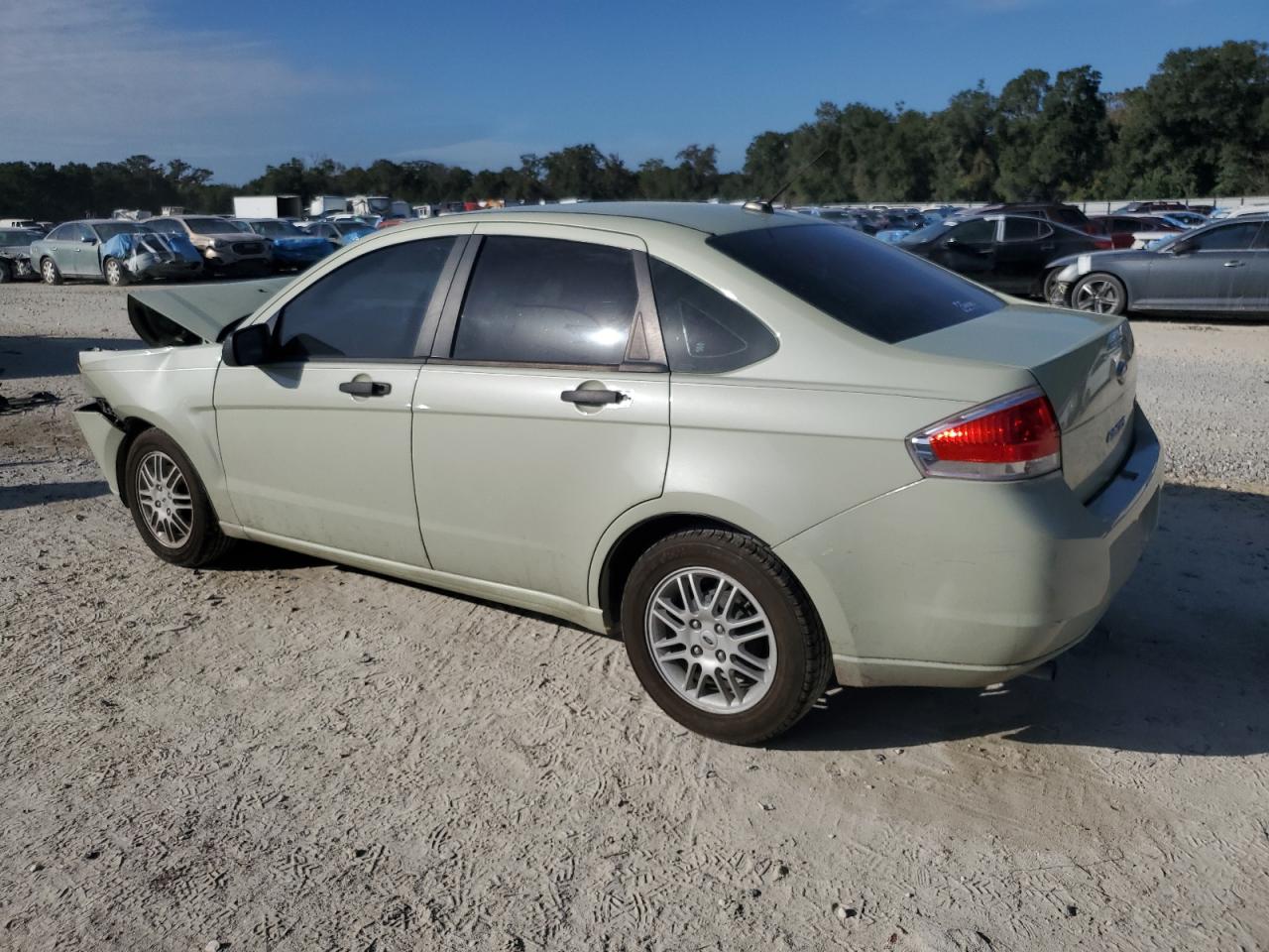 2010 Ford Focus VIN 1FAHP3FN4AW135764 Copart auction photo, front end / minor dent/scratches damage thumbnail 2