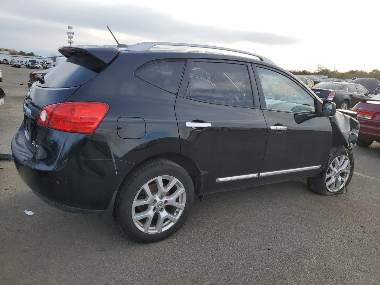 2011 Nissan Rogue VIN JN8AS5MV4BW662752 Copart auction photo, front end / minor dent/scratches damage thumbnail 3