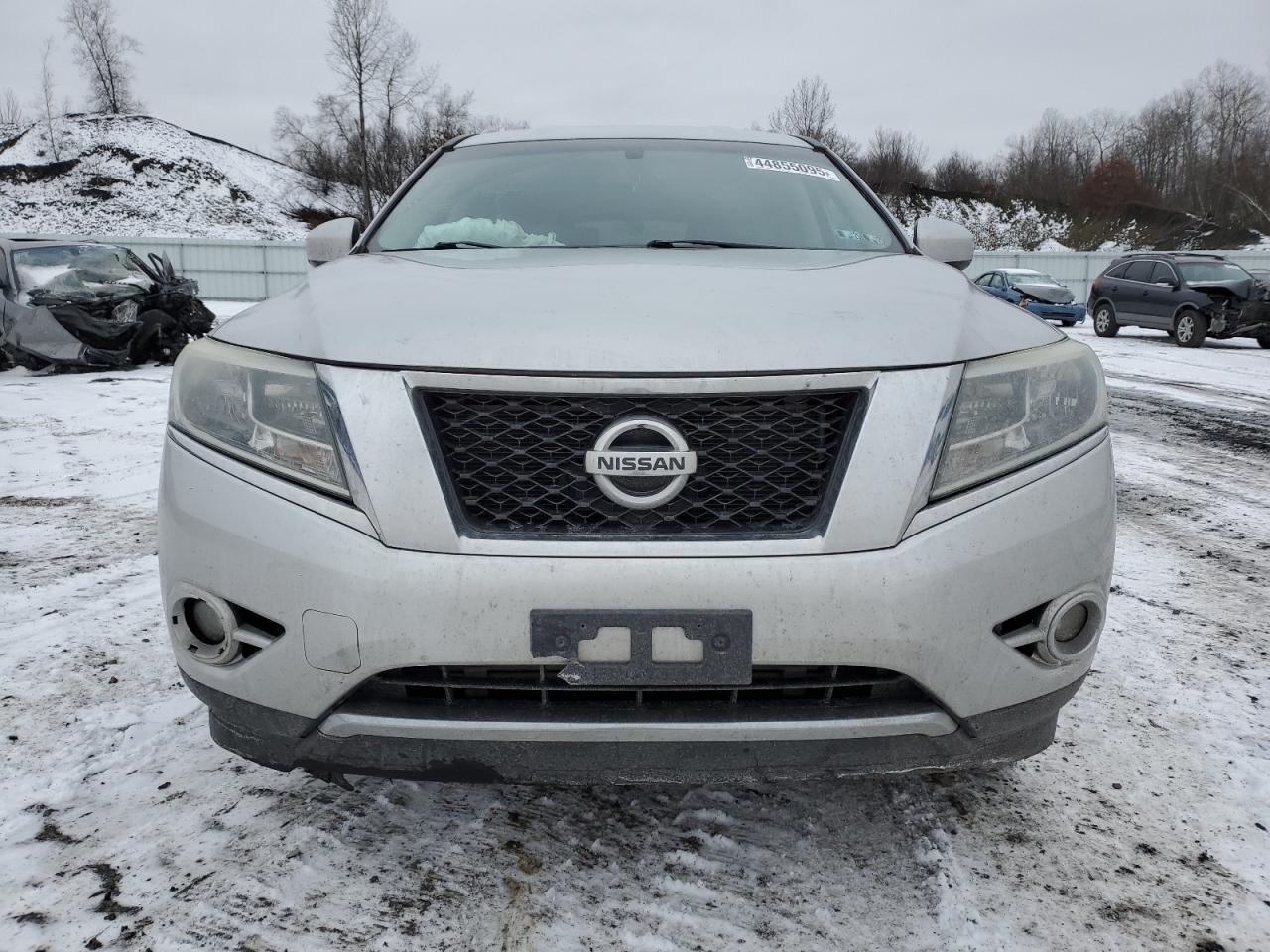 2015 Nissan Pathfinder VIN 5N1AR2MM4FC717555 Copart auction photo, front end / rear end damage thumbnail 5