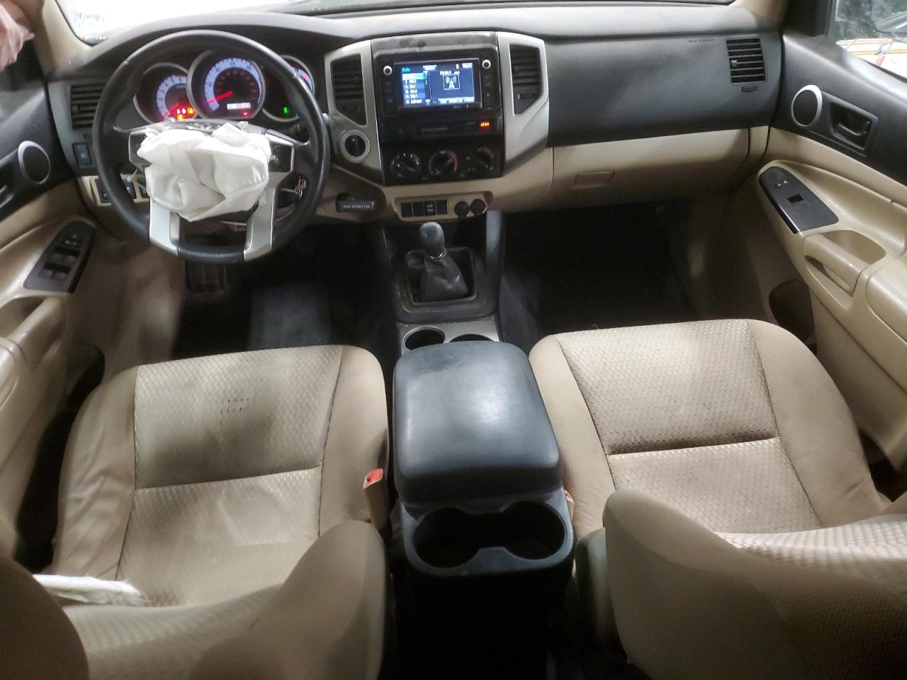 2015 Toyota Tacoma VIN 5TFLU4EN1FX120029 Copart auction photo, front end damage thumbnail 8
