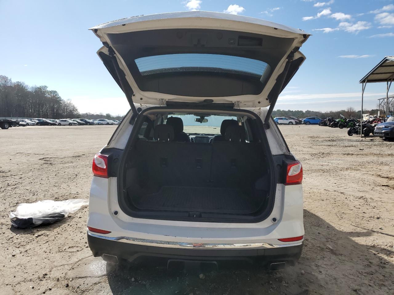 2018 Chevrolet Equinox VIN 2GNAXKEX7J6144632 Copart auction photo, side damage thumbnail 6