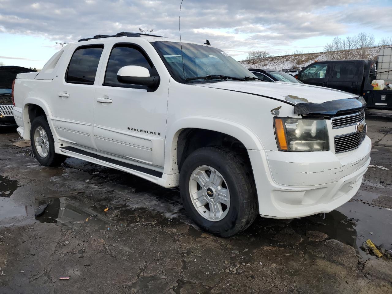 2008 Chevrolet Avalanche VIN 3GNFK12348G179790 Copart auction photo, vandalism / front end damage thumbnail 4
