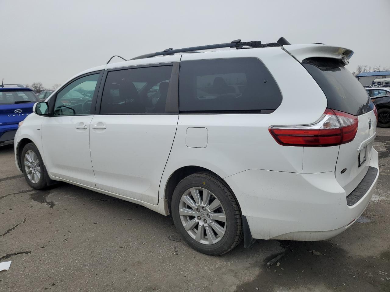 2017 Toyota Sienna VIN 5TDJZ3DC1HS155049 Copart auction photo, water/flood / top/roof damage thumbnail 2