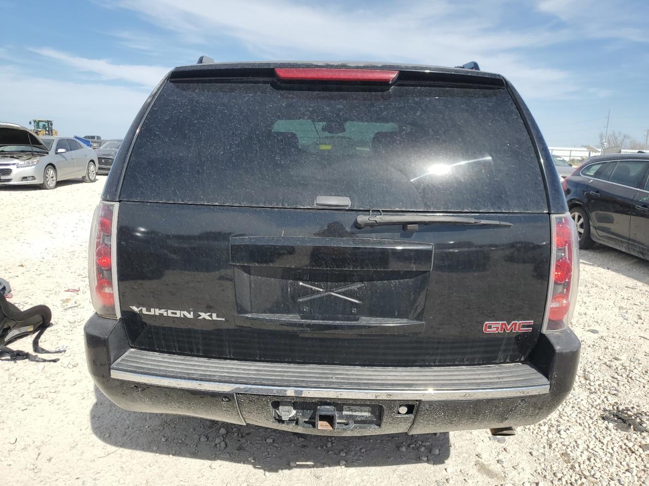 2007 GMC Yukon VIN 1GKFK66867J290175 Copart auction photo, front end damage thumbnail 6