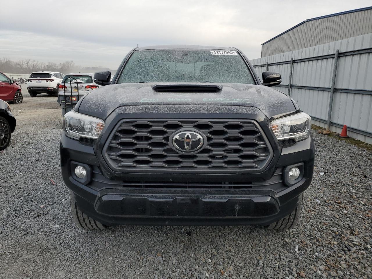 2020 Toyota Tacoma VIN 3TMCZ5AN1LM333688 Copart auction photo, top/roof / minor dent/scratches damage thumbnail 5