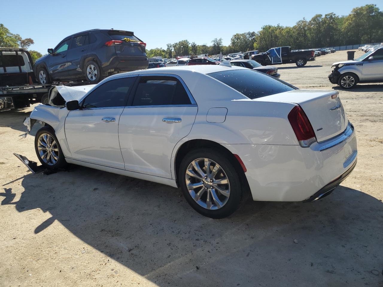 2018 Chrysler 300 VIN 2C3CCAKGXJH286073 Copart auction photo, front end / rear end damage thumbnail 2