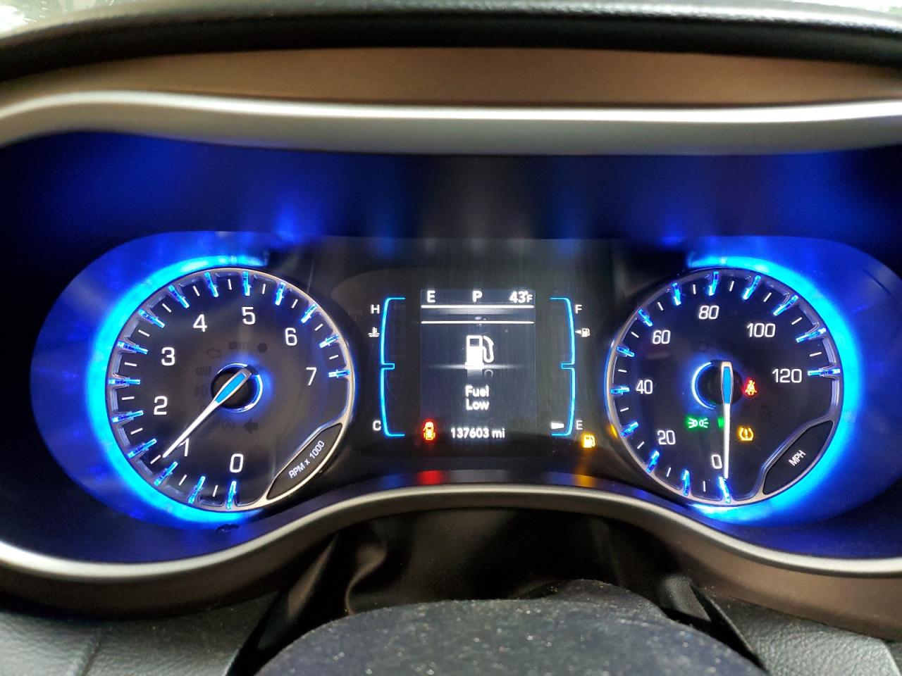 2017 Chrysler Pacifica VIN 2C4RC1BG4HR831646 Copart auction photo, front end / side damage thumbnail 9
