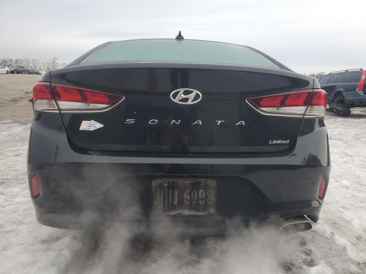 2018 Hyundai Sonata VIN 5NPE34AF2JH701375 Copart auction photo, front end / minor dent/scratches damage thumbnail 6