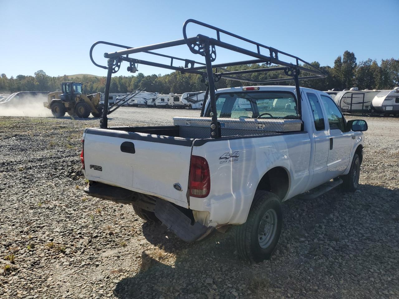 1999 Ford F250 VIN 1FTNX21L1XEA64793 Copart auction photo, rear end / front end damage thumbnail 3