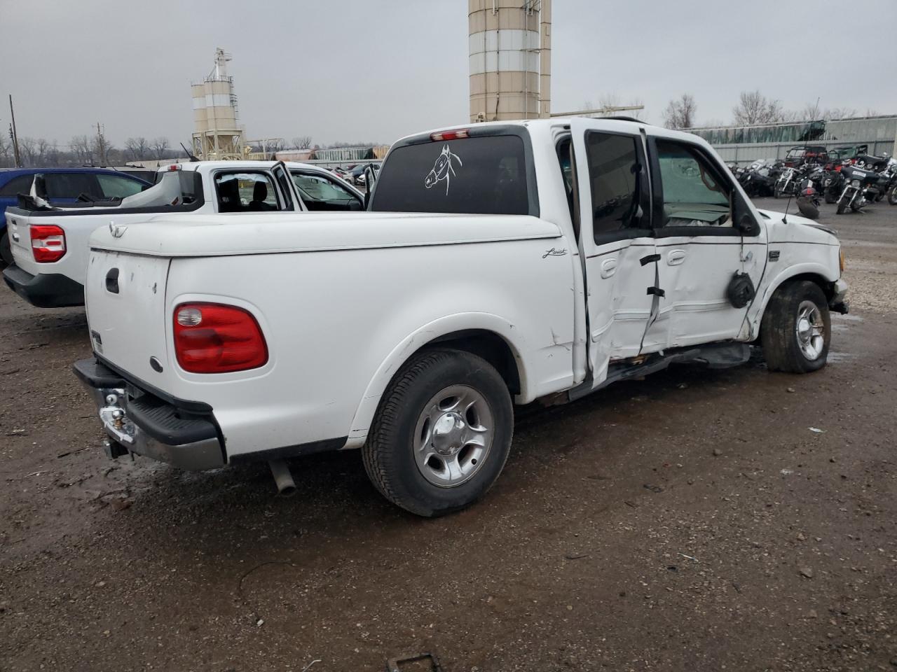 2001 Ford F-150 VIN 1FTRW07L11KD65640 Copart auction photo, side damage thumbnail 3
