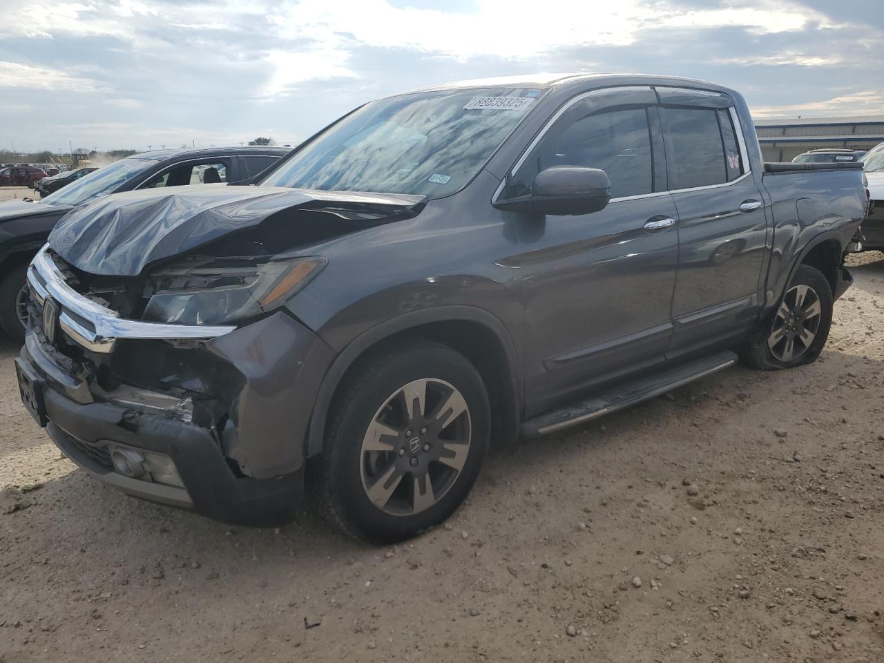 2017 Honda Ridgeline VIN 5FPYK3F79HB022036