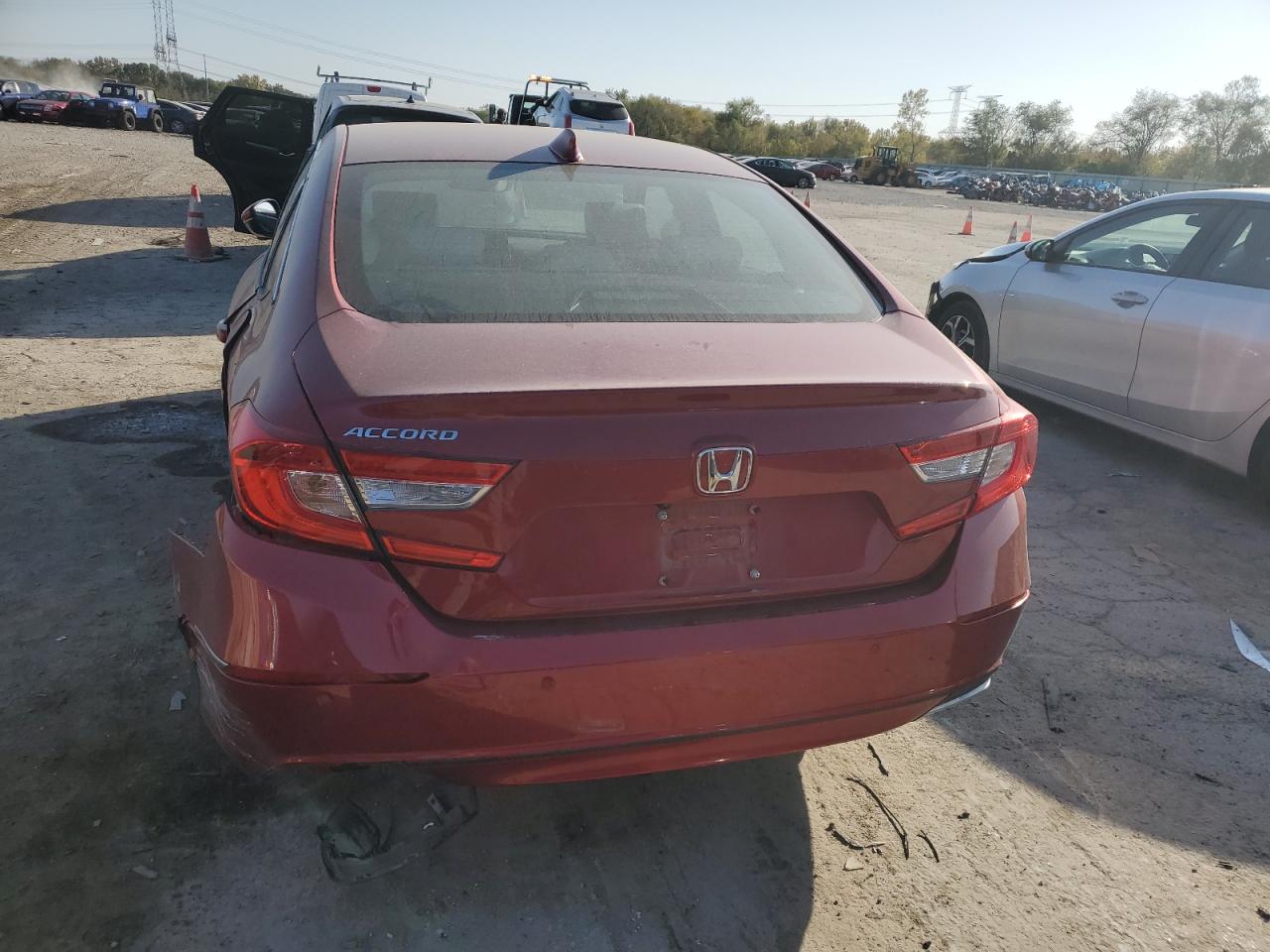 2021 Honda Accord VIN 1HGCV1F58MA014883 Copart auction photo, side / rear end damage thumbnail 6
