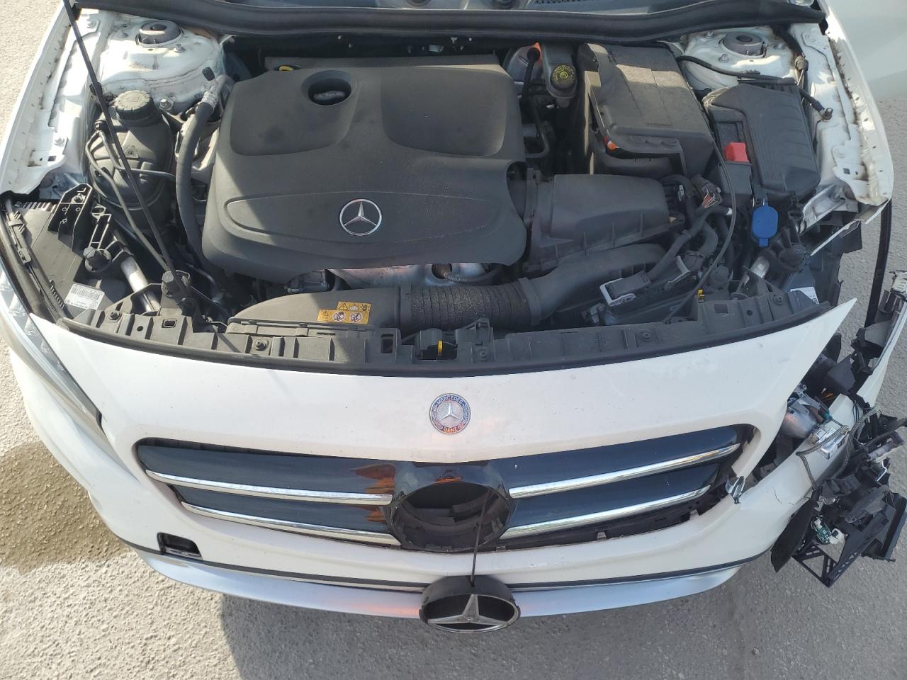 2015 Mercedes-Benz GLA-klasse VIN WDCTG4GB9FJ038928 Copart auction photo, front end damage thumbnail 12