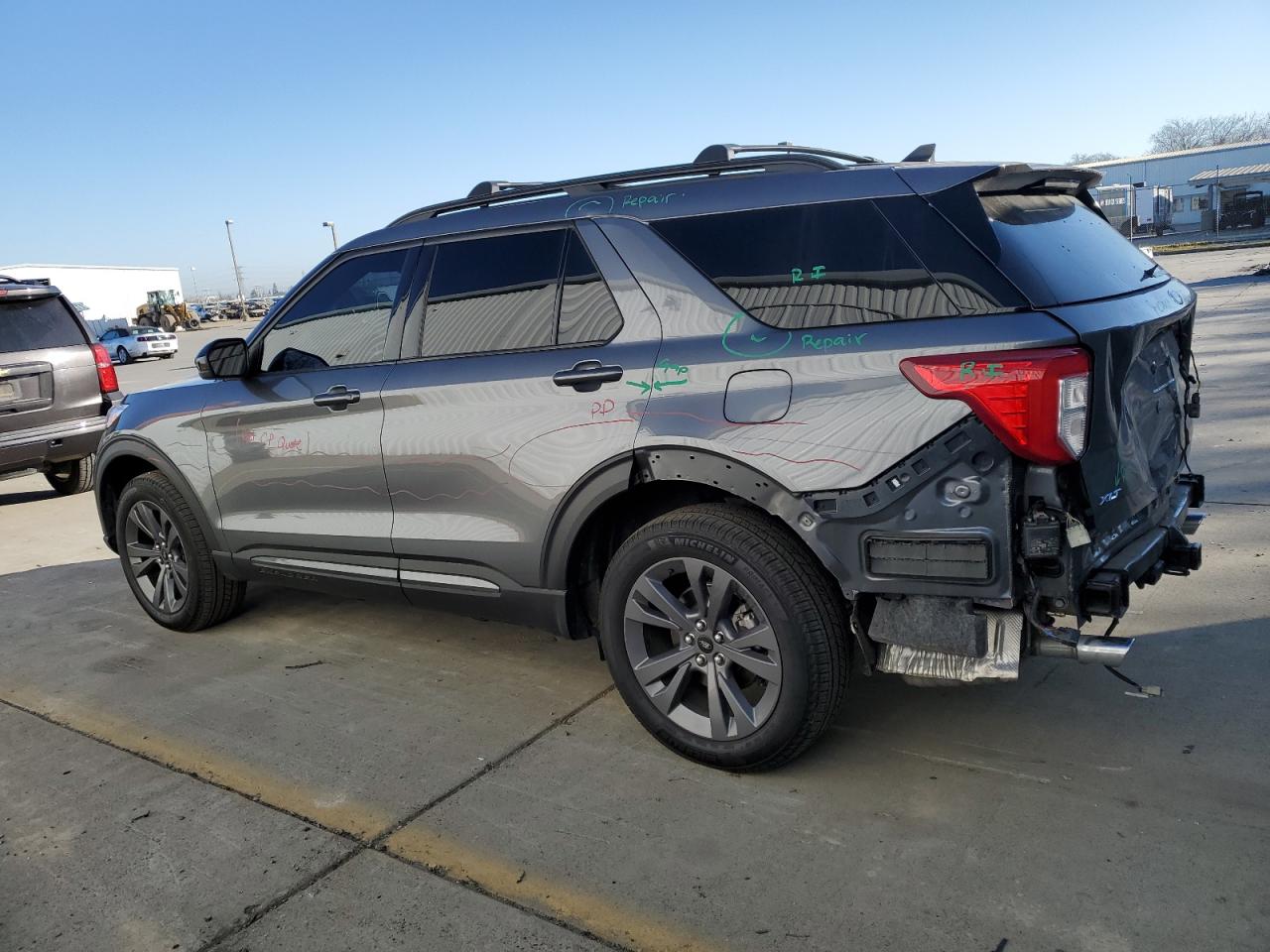 2023 Ford Explorer VIN 1FMSK8DH2PGC23526 Copart auction photo, rear end damage thumbnail 2