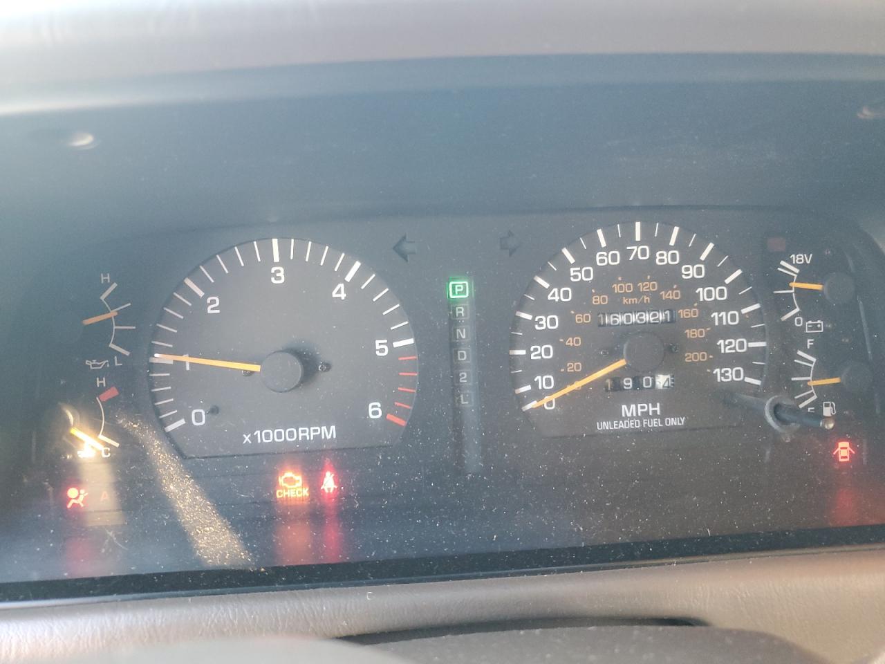 1996 Toyota Land Cruiser VIN JT3HJ85J8T0130407 Copart auction photo, front end damage thumbnail 9