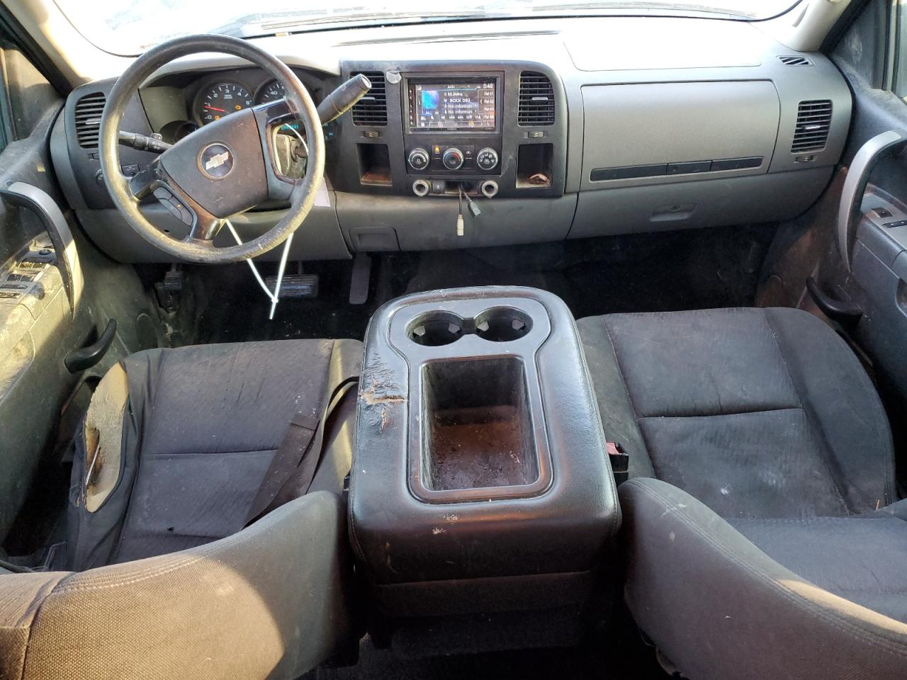 2010 Chevrolet Silverado VIN 1GCSCREA7AZ180080 Copart auction photo, rear end damage thumbnail 8