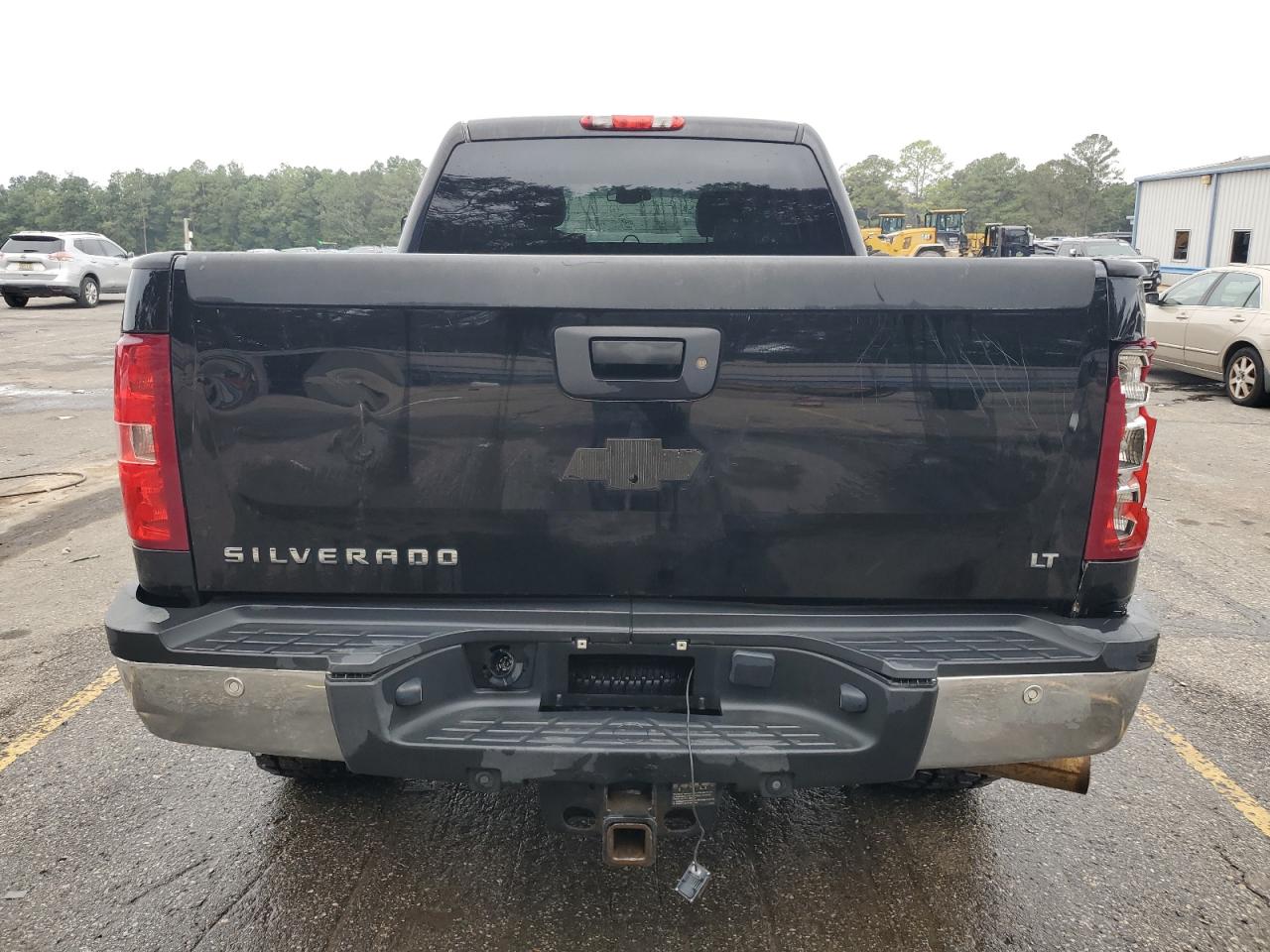 2013 Chevrolet Silverado VIN 1GC1KXC89DF107124 Copart auction photo, front end damage thumbnail 6