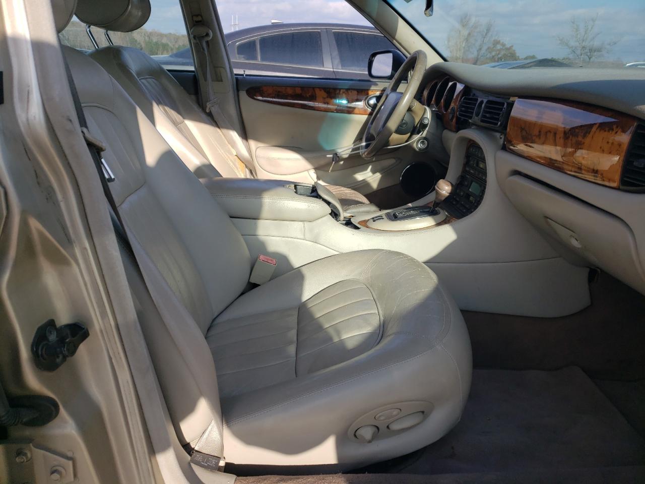 1998 Jaguar XJ VIN SAJHX1242WC845736 Copart auction photo, side / minor dent/scratches damage thumbnail 7