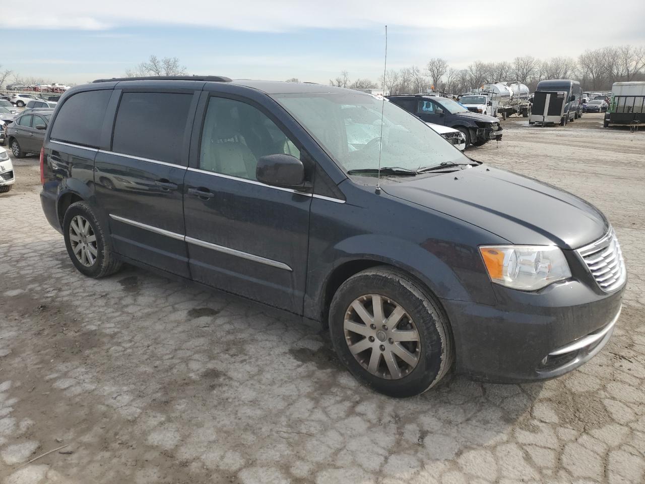 2014 Chrysler Town & Country VIN 2C4RC1BG3ER395612 Copart auction photo, normal wear damage thumbnail 4