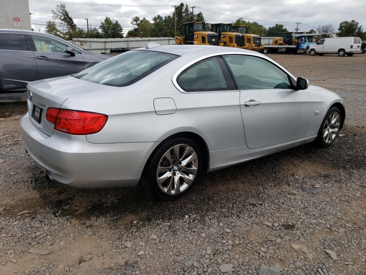 2011 BMW 3er VIN WBAKF9C51BE619907 Copart auction photo, front end damage thumbnail 3