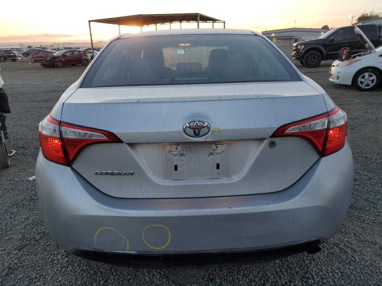 2015 Toyota Corolla VIN 5YFBURHE7FP221630 Copart auction photo, front end damage thumbnail 6