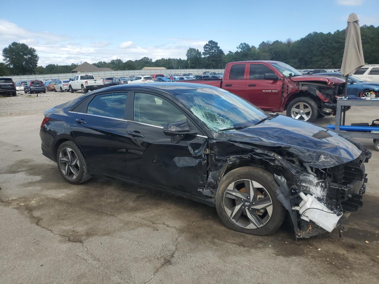 2022 Hyundai Elantra VIN KMHLP4AG1NU260723 Copart auction photo, front end / side damage thumbnail 4