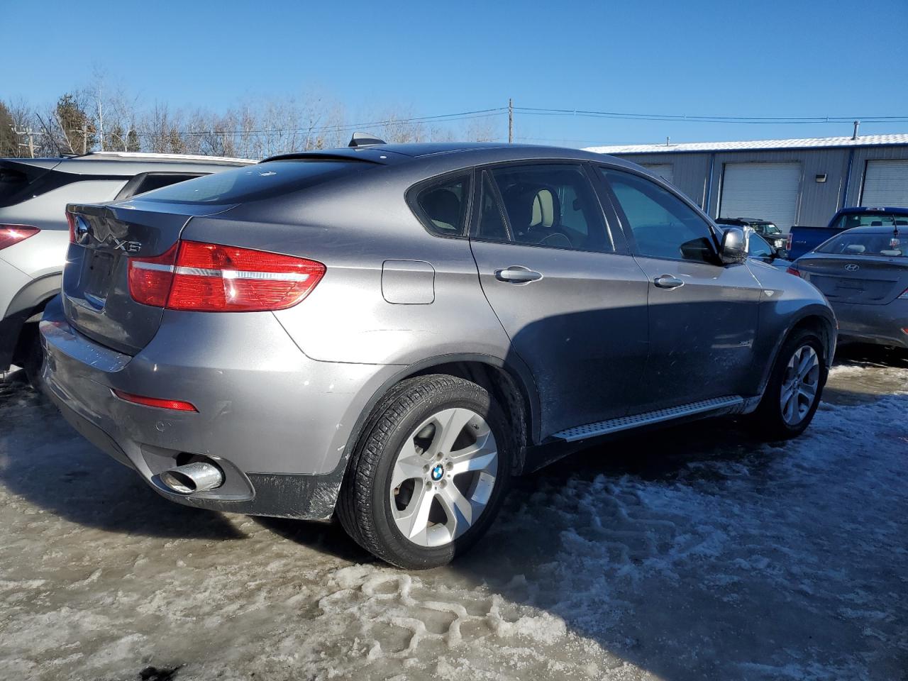 2011 BMW X6 VIN 5UXFG2C55BLX07863 Copart auction photo, side damage thumbnail 3