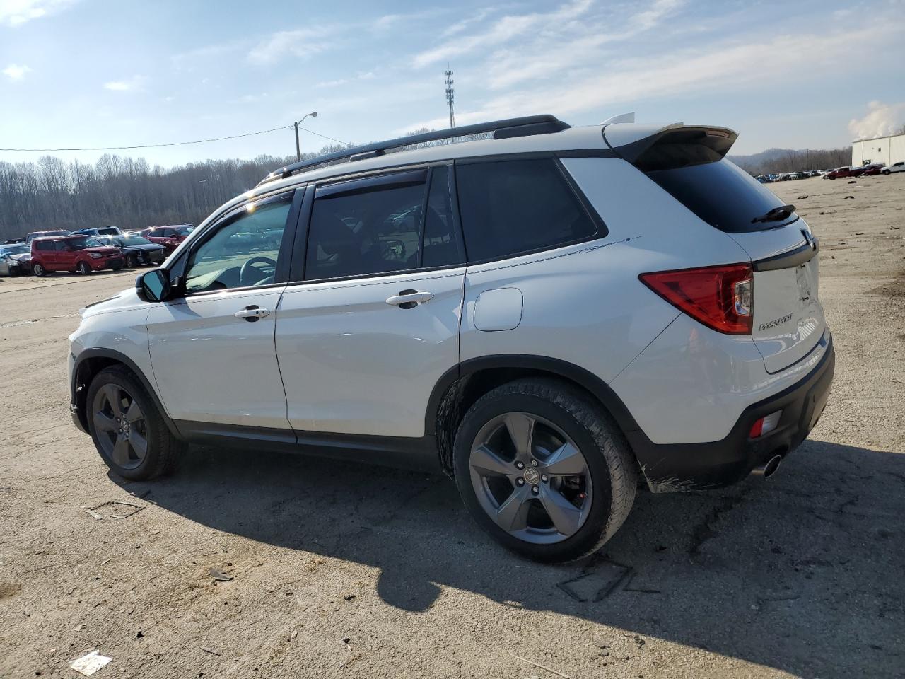 2020 Honda Passport VIN 5FNYF7H90LB002334 Copart auction photo, front end damage thumbnail 2