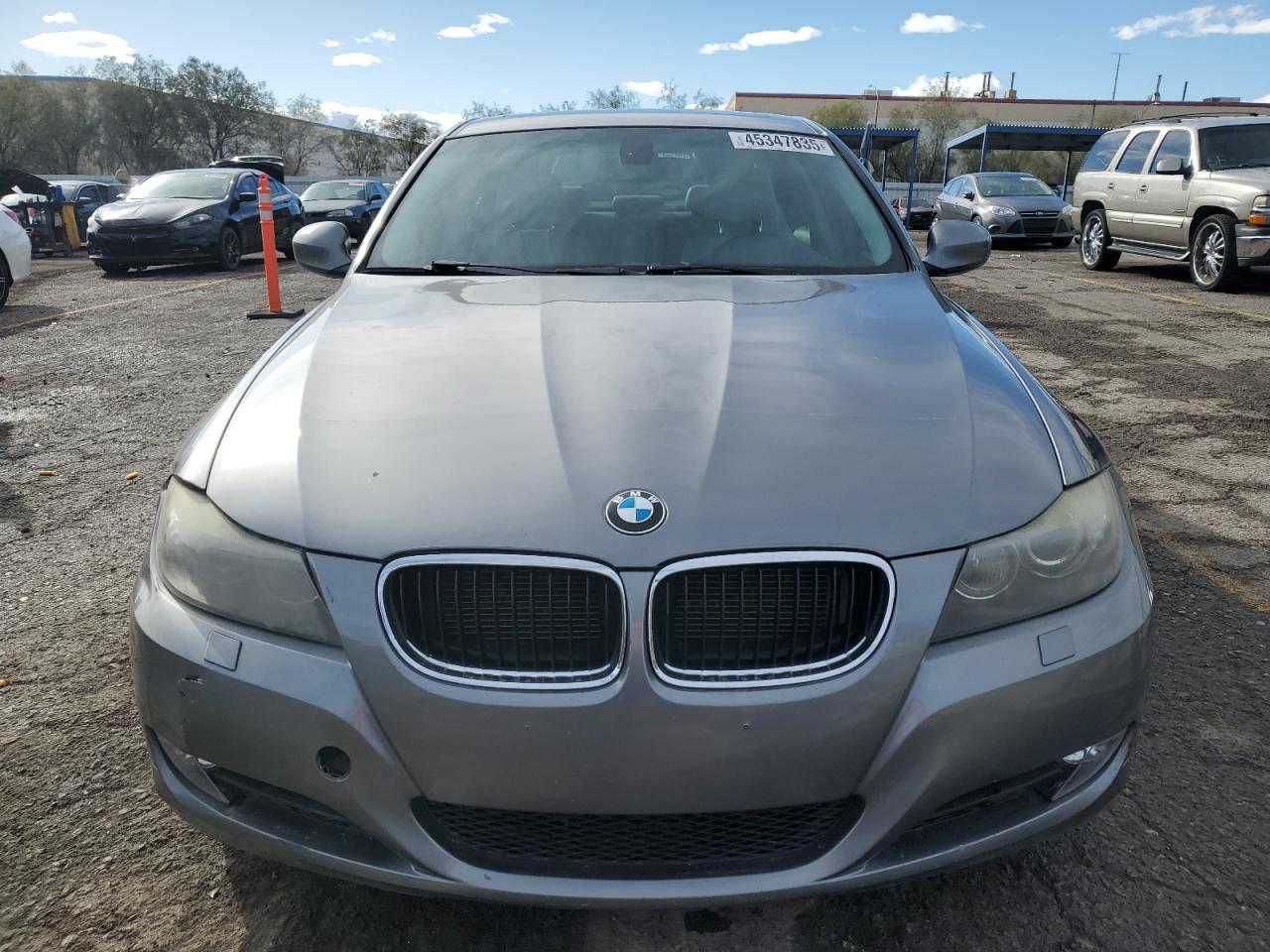 2011 BMW 3er VIN WBAPK7C50BA818105 Copart auction photo, rear end / front end damage thumbnail 5