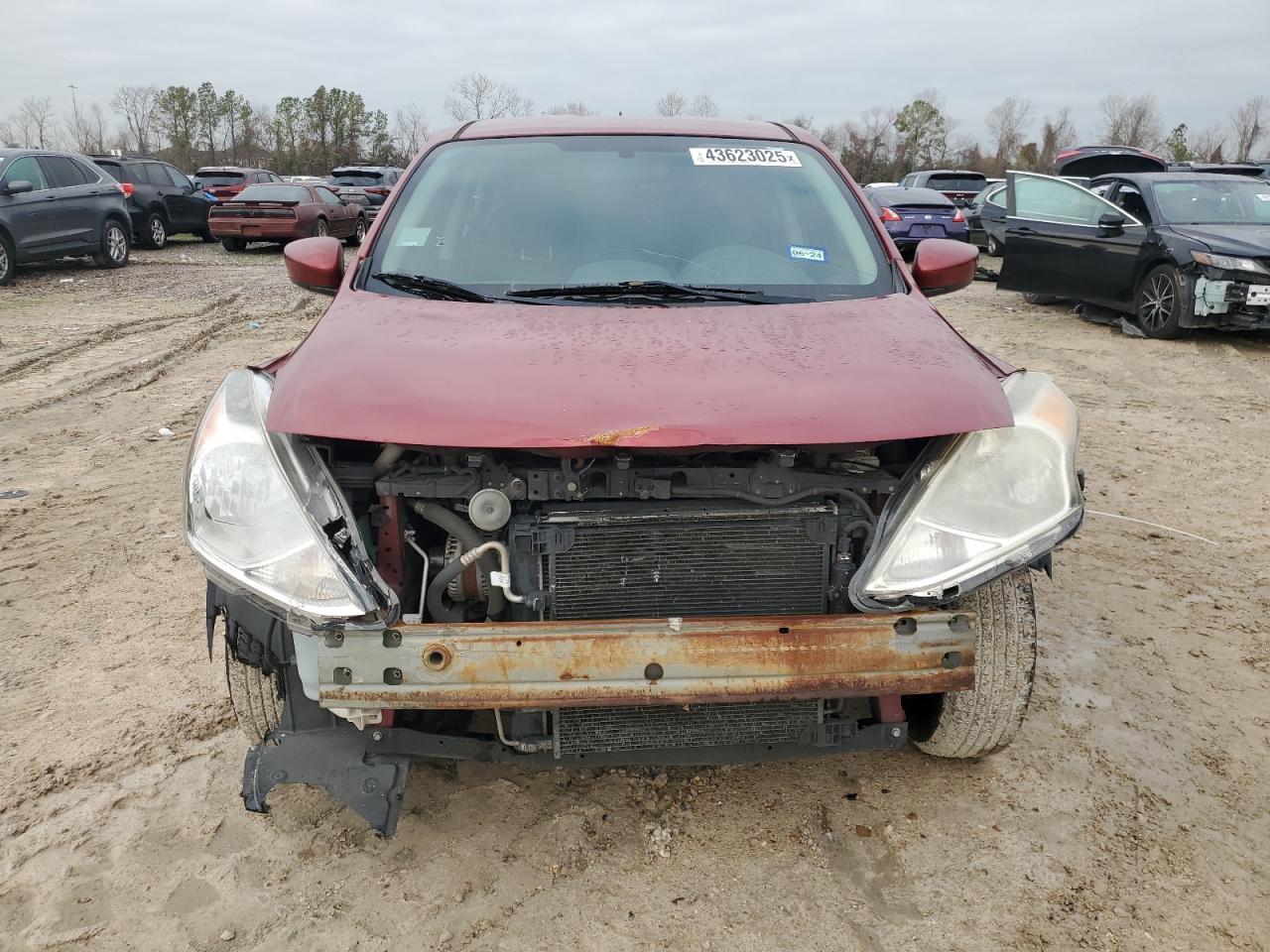2016 Nissan Versa VIN 3N1CN7AP2GL877737 Copart auction photo, front end / minor dent/scratches damage thumbnail 5