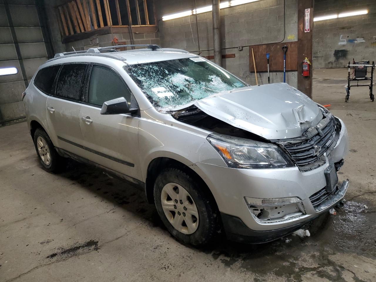 2014 Chevrolet Traverse VIN 1GNKRFED6EJ143170 Copart auction photo, front end / side damage thumbnail 4