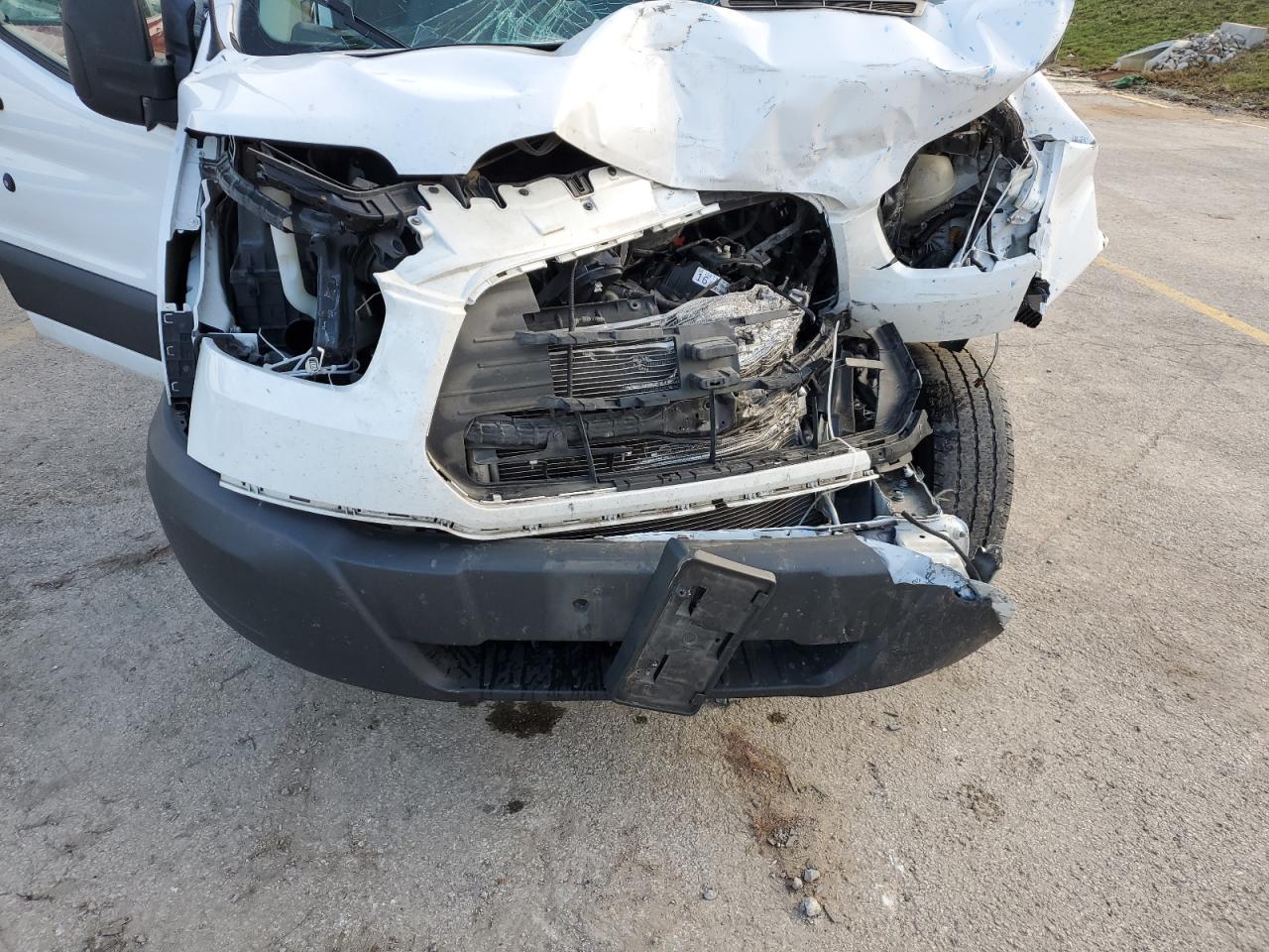 2017 Ford Transit VIN 1FTYE2YM5HKA14290 Copart auction photo, front end damage thumbnail 12