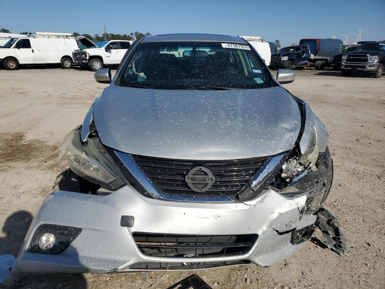 2017 Nissan Altima VIN 1N4AL3AP6HC161218 Copart auction photo, front end / side damage thumbnail 5