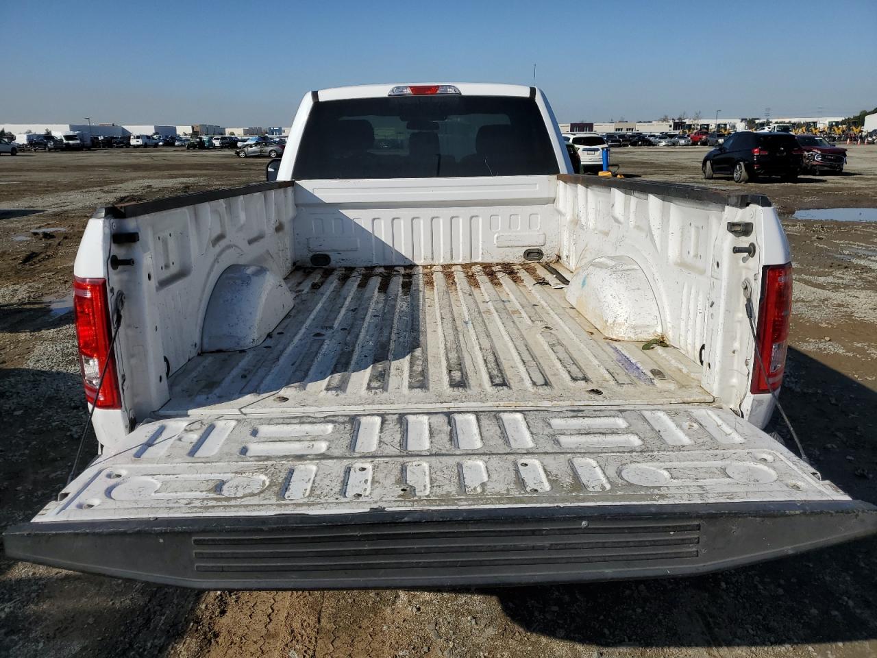 2017 Ford F-150 VIN 1FTMF1C85HKD89337 Copart auction photo, rear end damage thumbnail 10