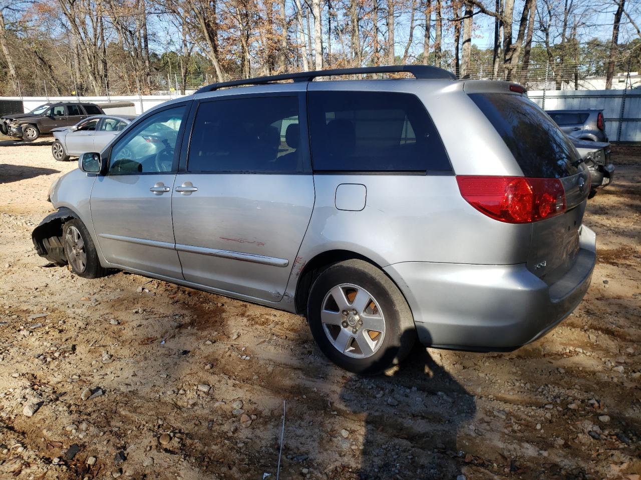 2010 Toyota Sienna VIN 5TDYK4CC3AS314024 Copart auction photo, all over damage thumbnail 2
