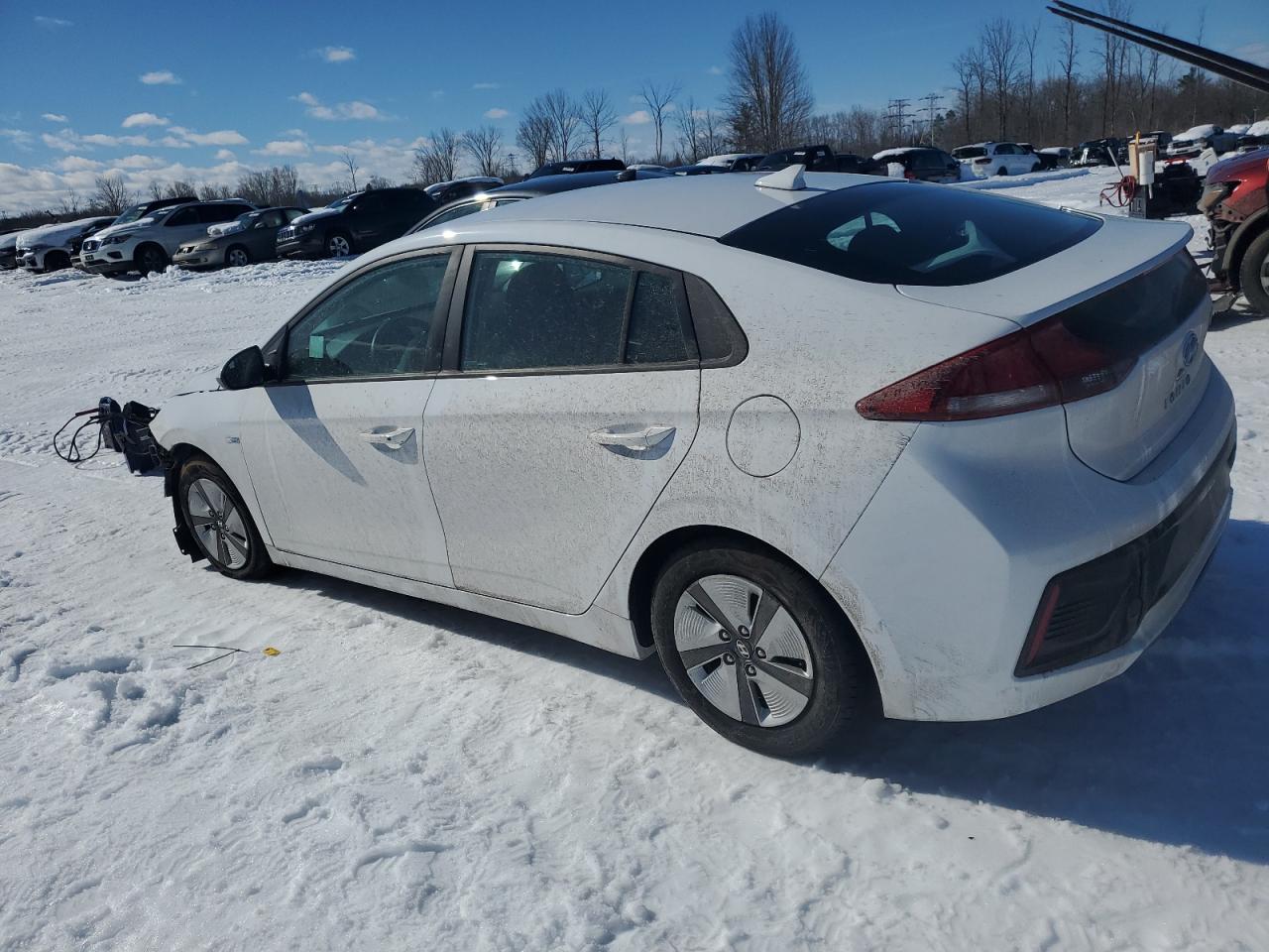 2018 Hyundai IONIQ VIN KMHC65LC5JU075832 Copart auction photo, front end damage thumbnail 2