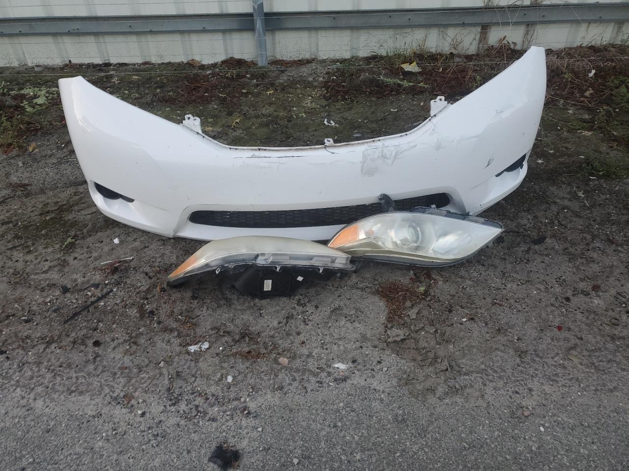 2013 Toyota Sienna VIN 5TDKK3DC3DS398591 Copart auction photo, front end damage thumbnail 13