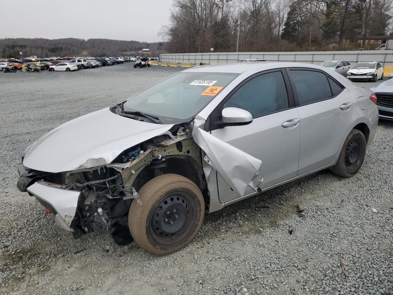 2018 Toyota Corolla VIN 5YFBURHE6JP848957