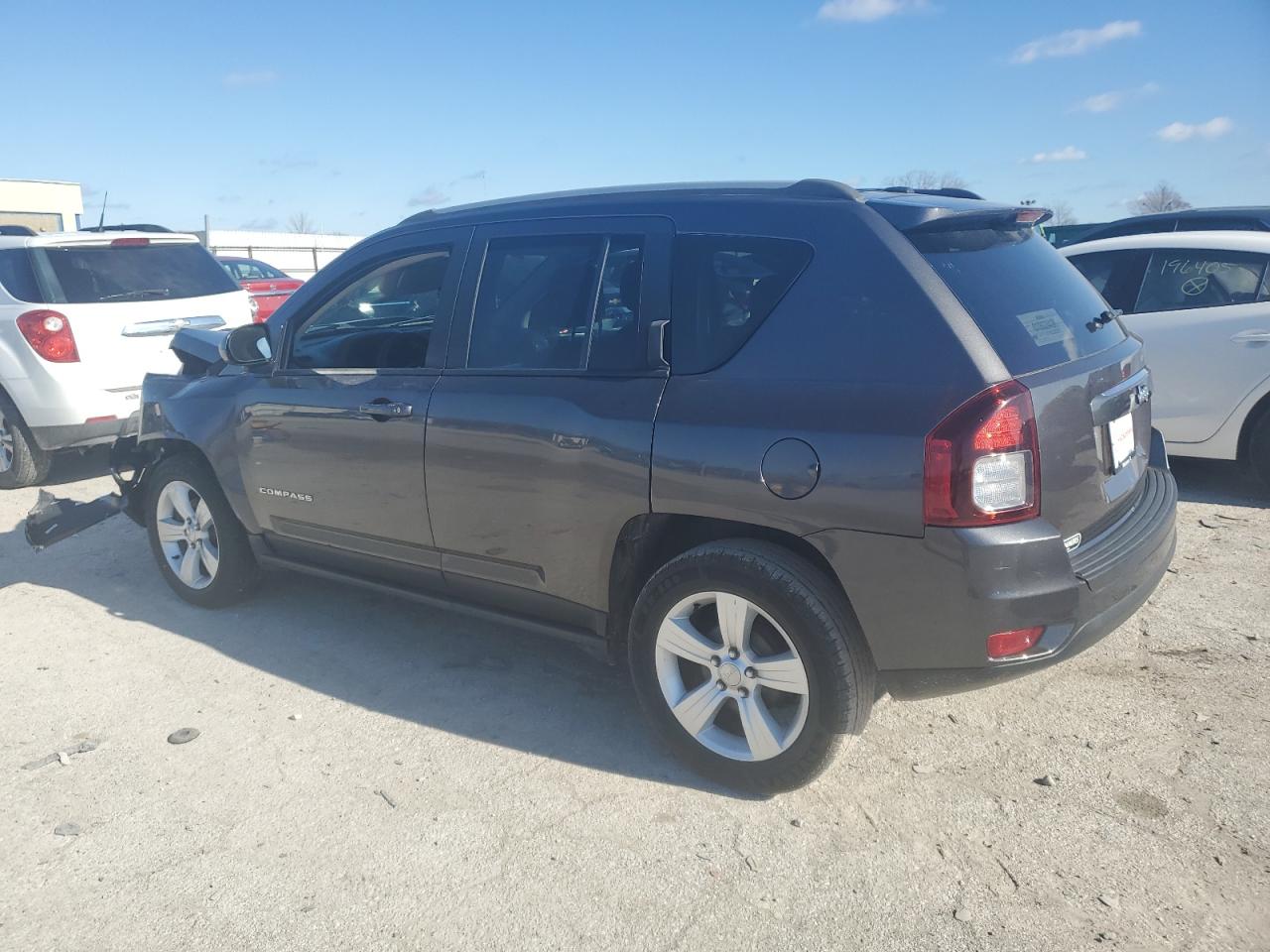 2016 Jeep Compass VIN 1C4NJCBA1GD621535 Copart auction photo, front end / minor dent/scratches damage thumbnail 2