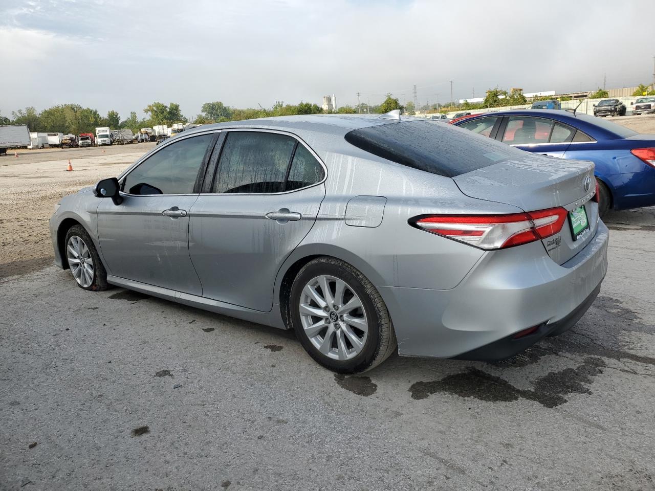 2019 Toyota Camry VIN 4T1B11HK4KU821966 Copart auction photo, all over / minor dent/scratches damage thumbnail 2