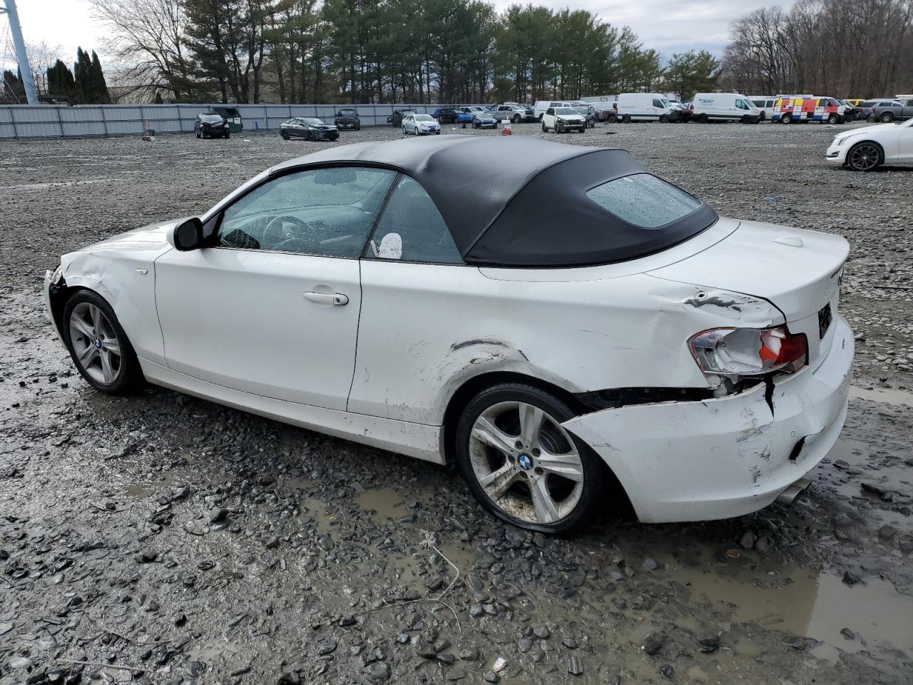 2011 BMW 1er VIN WBAUL7C53BVM79431 Copart auction photo, side / rear end damage thumbnail 2