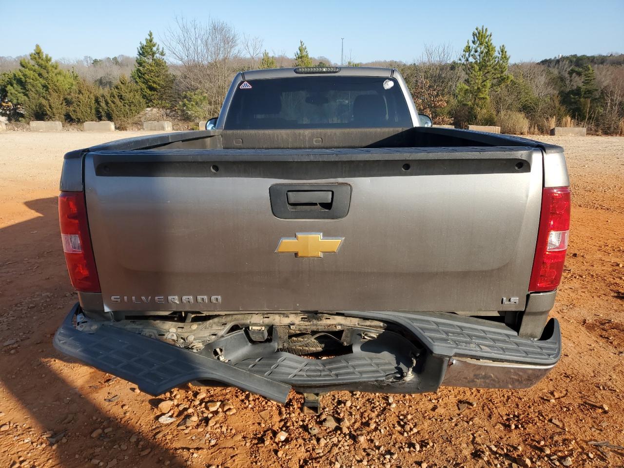 2008 Chevrolet Silverado VIN 1GCEK14C08Z191730 Copart auction photo, rear end / front end damage thumbnail 6