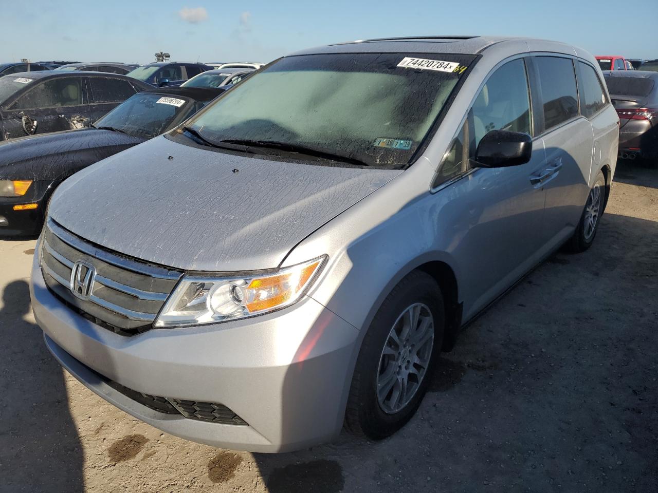 2011 Honda Odyssey VIN 5FNRL5H61BB001831