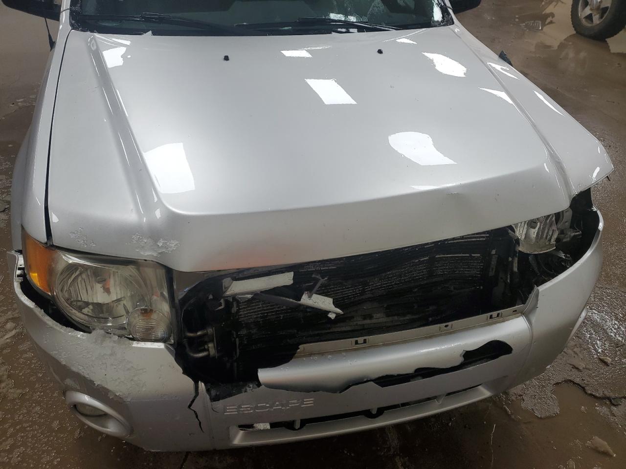 2010 Ford Escape VIN 1FMCU9DG9AKC97378 Copart auction photo, front end / side damage thumbnail 12