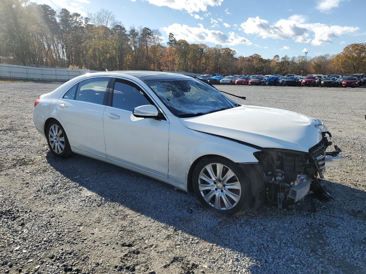 2015 Mercedes-Benz S-klasse VIN WDDUG8CB6FA108219 Copart auction photo, front end / side damage thumbnail 4