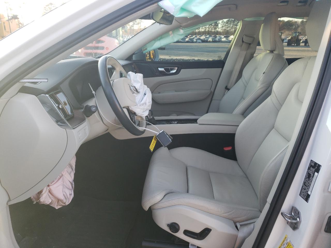 2020 Volvo XC60 VIN YV4102DL0L1590426 Copart auction photo, front end / side damage thumbnail 7