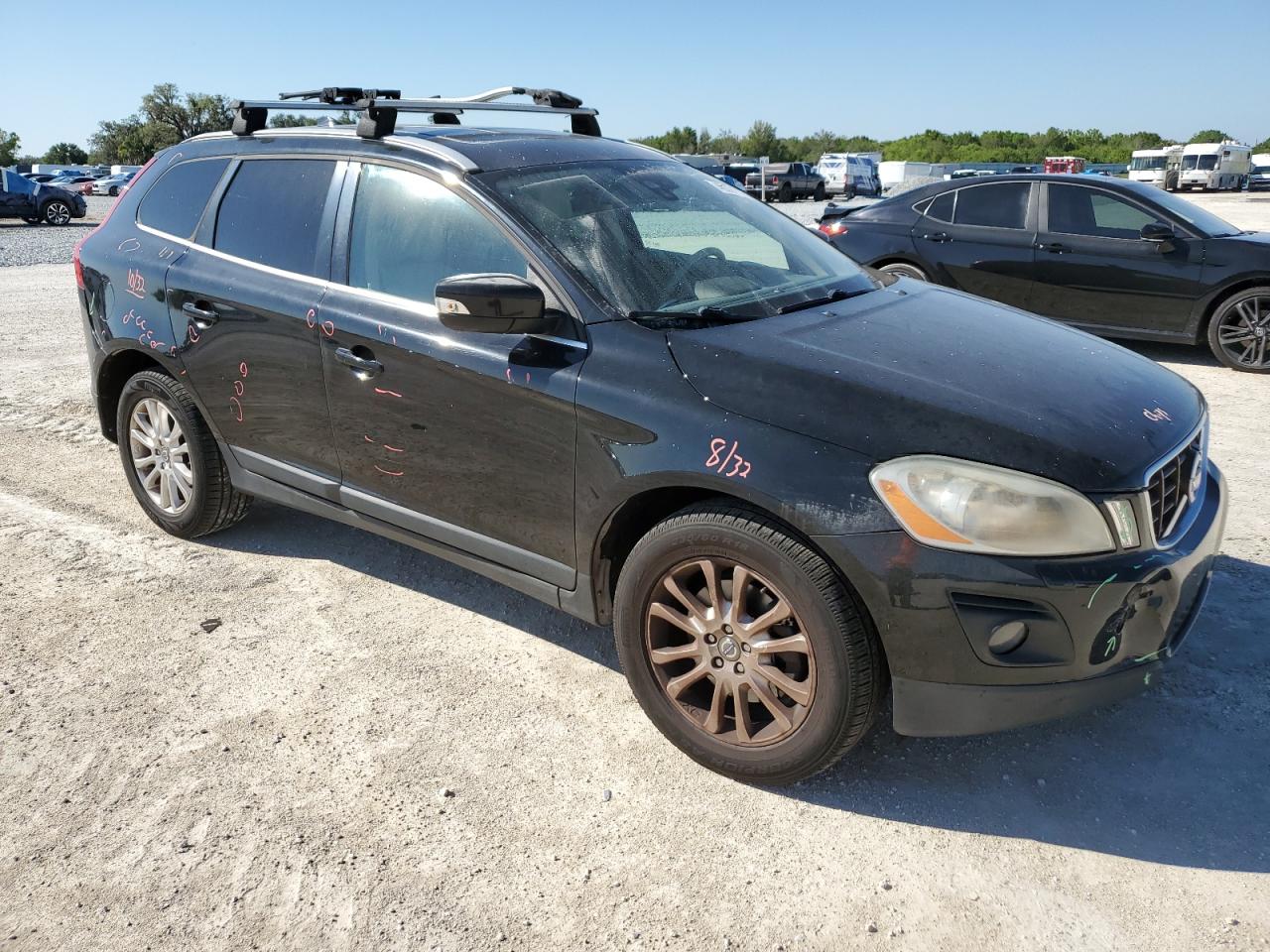 2010 Volvo XC60 VIN YV4992DZ4A2124289 Copart auction photo, rear end damage thumbnail 4
