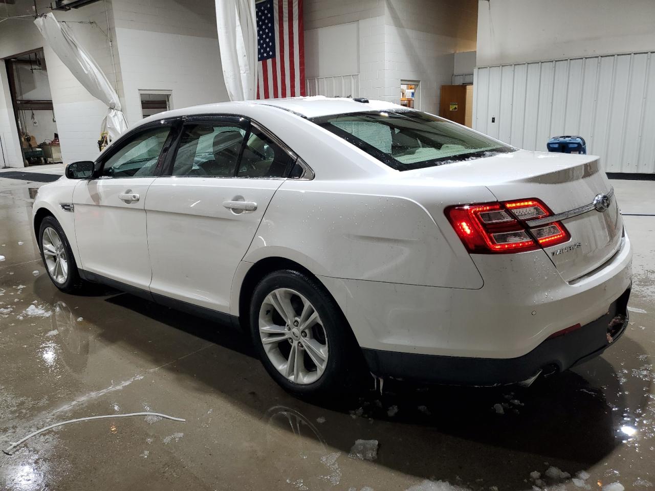 2015 Ford Taurus VIN 1FAHP2E86FG156705 Copart auction photo, front end damage thumbnail 2