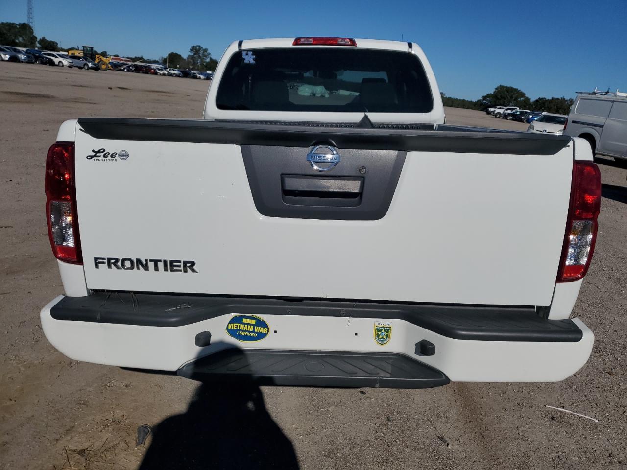 2018 Nissan Navara (Frontier) VIN 1N6BD0CT5JN739210 Copart auction photo, front end / side damage thumbnail 6