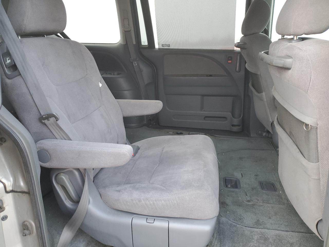 2006 Honda Odyssey VIN 5FNRL38406B444576 Copart auction photo, undercarriage / side damage thumbnail 11